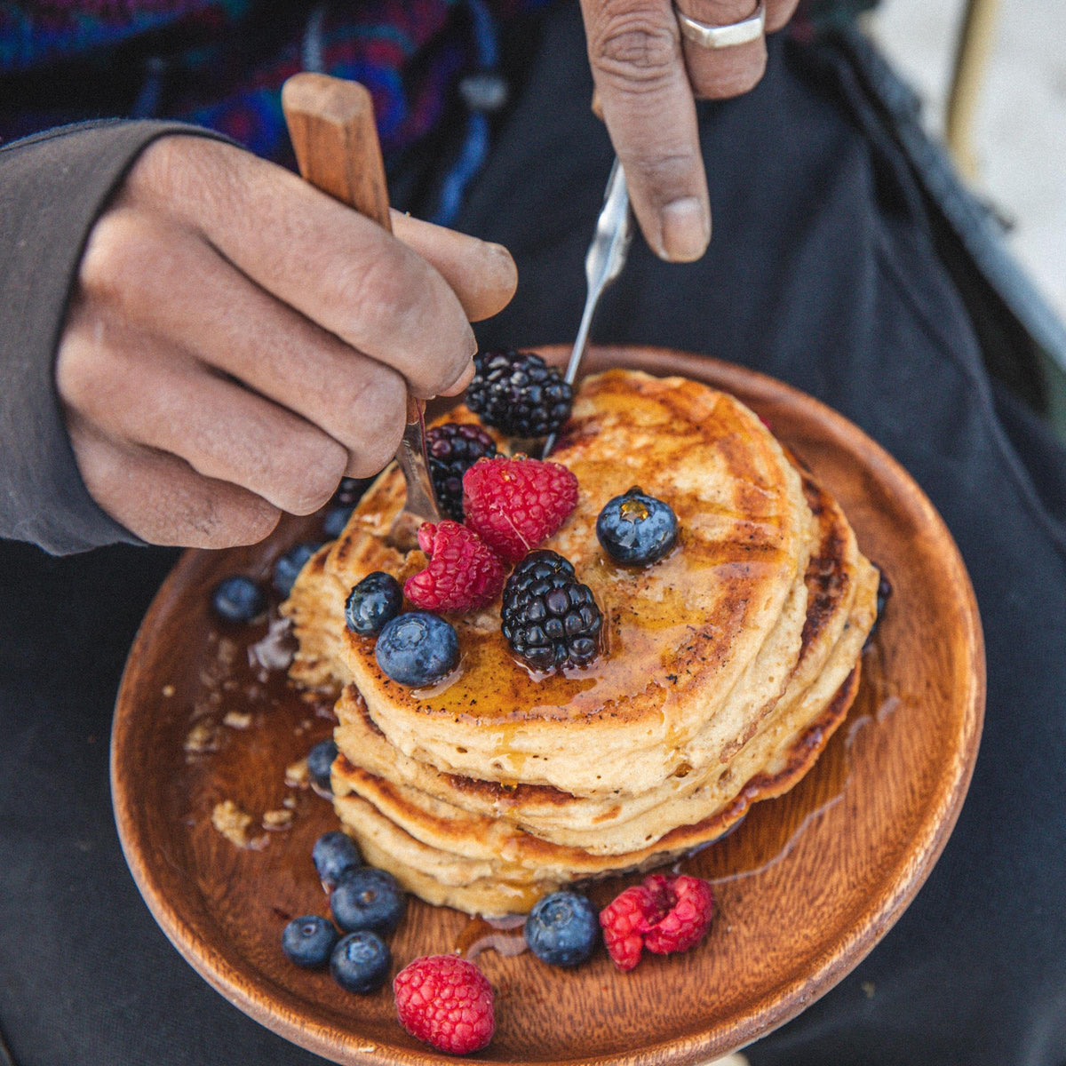 Kodiak Cakes Power Cakes Buttermilk Protein Pancake & Waffle Mix – Pack of 6 (20 oz each)