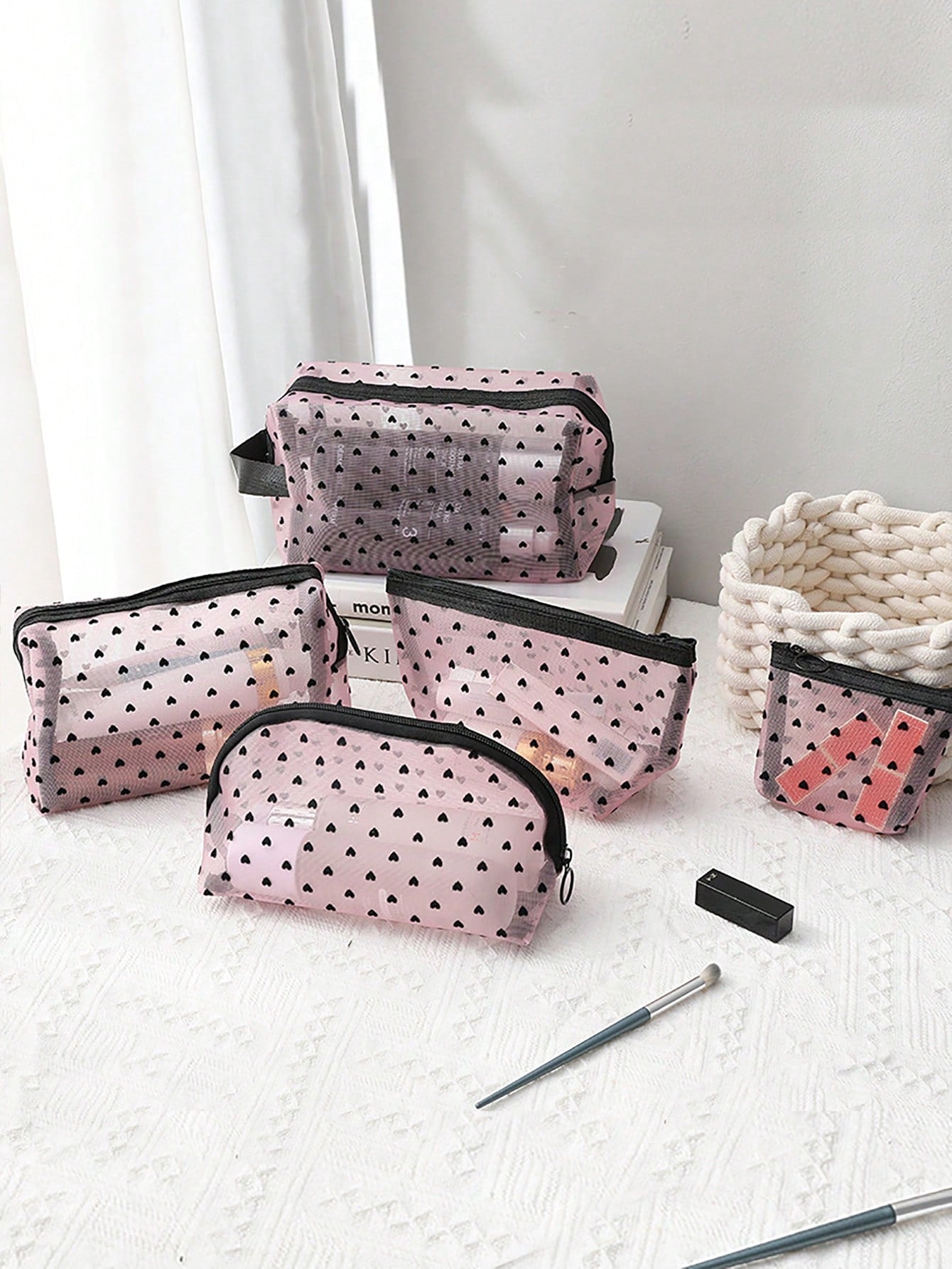 Printed Mesh Cosmetic Storage Bag