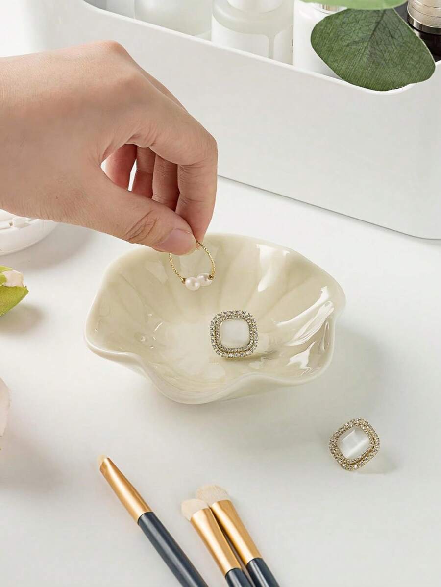 Elegant Ceramic Lotus Leaf Jewelry Organizer Tray For Earrings