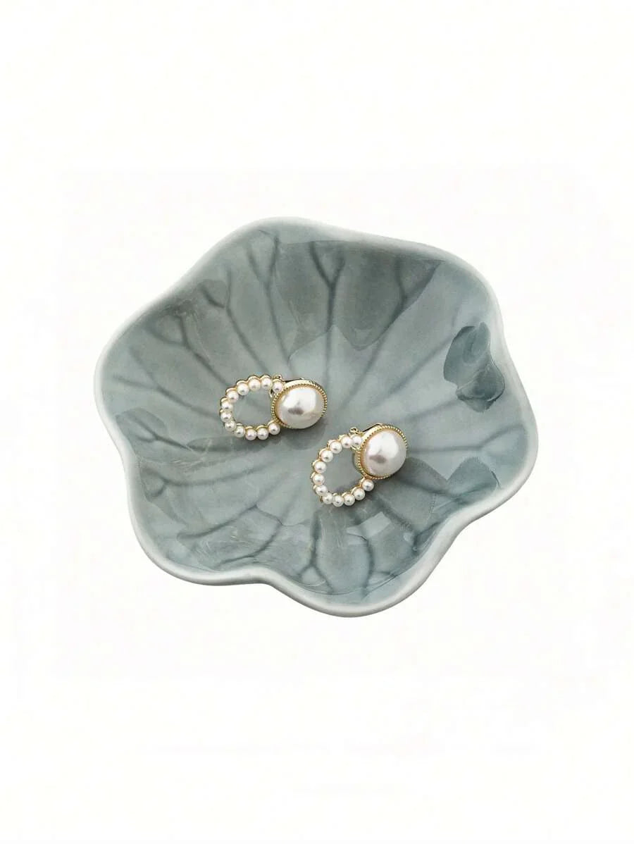 Elegant Ceramic Lotus Leaf Jewelry Organizer Tray For Earrings