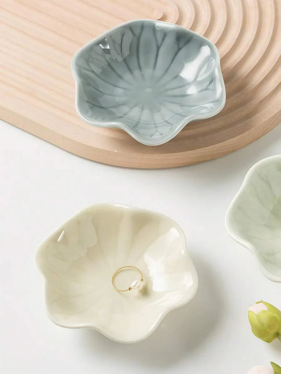 Elegant Ceramic Lotus Leaf Jewelry Organizer Tray For Earrings