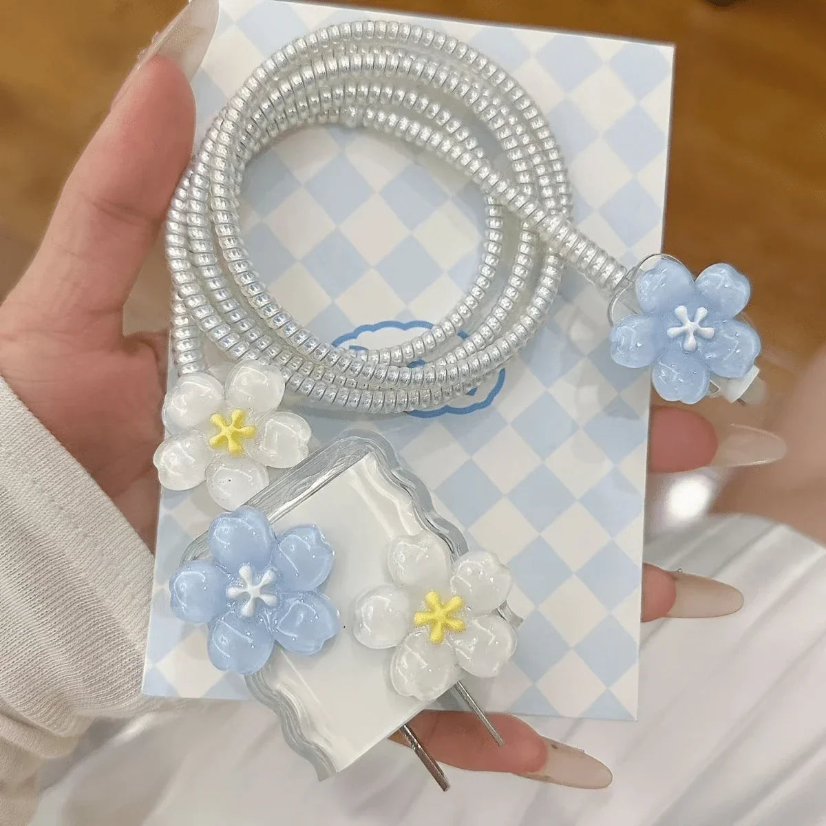Minimalist Floral Charging Protector Case