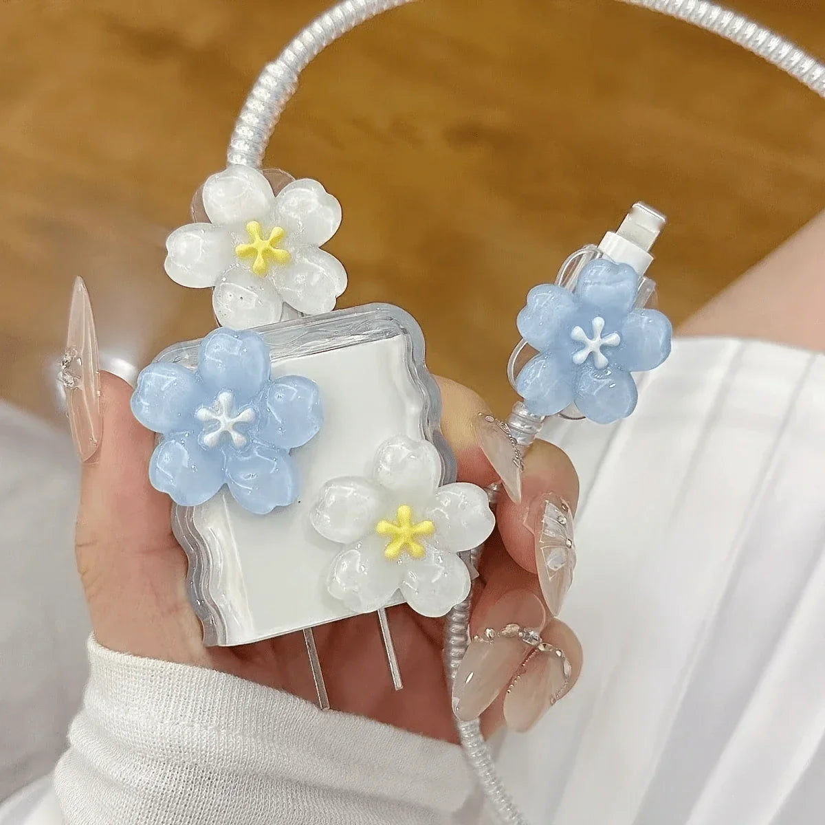 Minimalist Floral Charging Protector Case