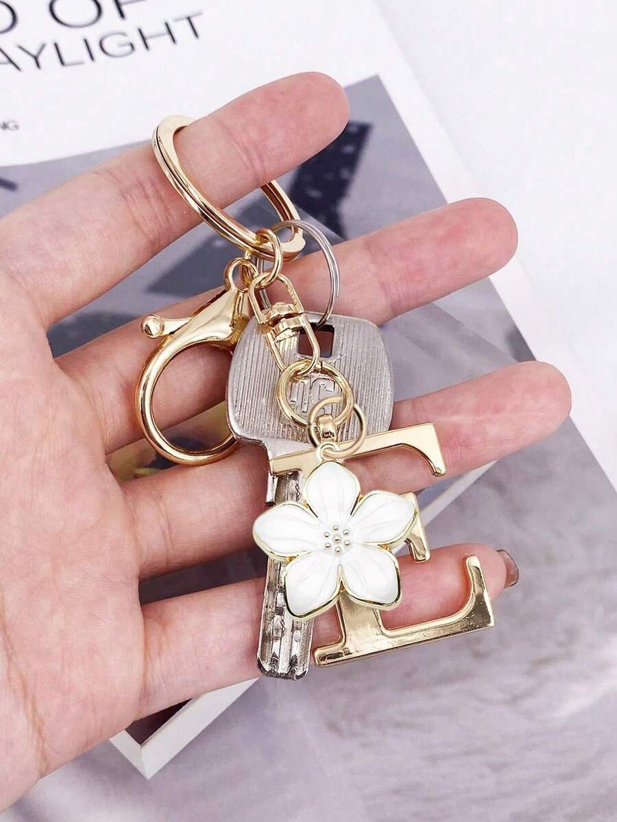 Elegant Metal Heart-Shaped Letter Keychain