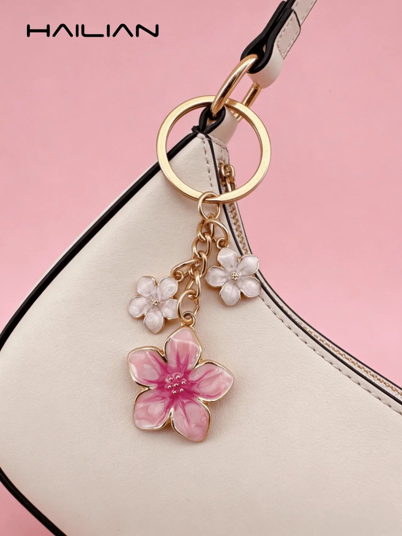 HAILIAN 1pc Sakura Shaped Keychain