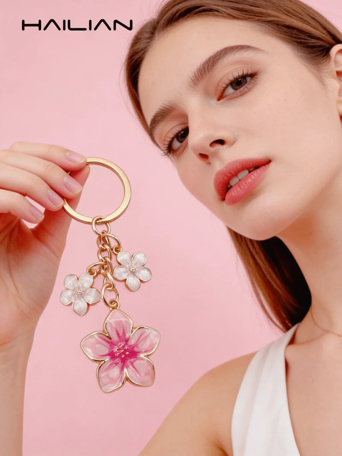 HAILIAN 1pc Sakura Shaped Keychain