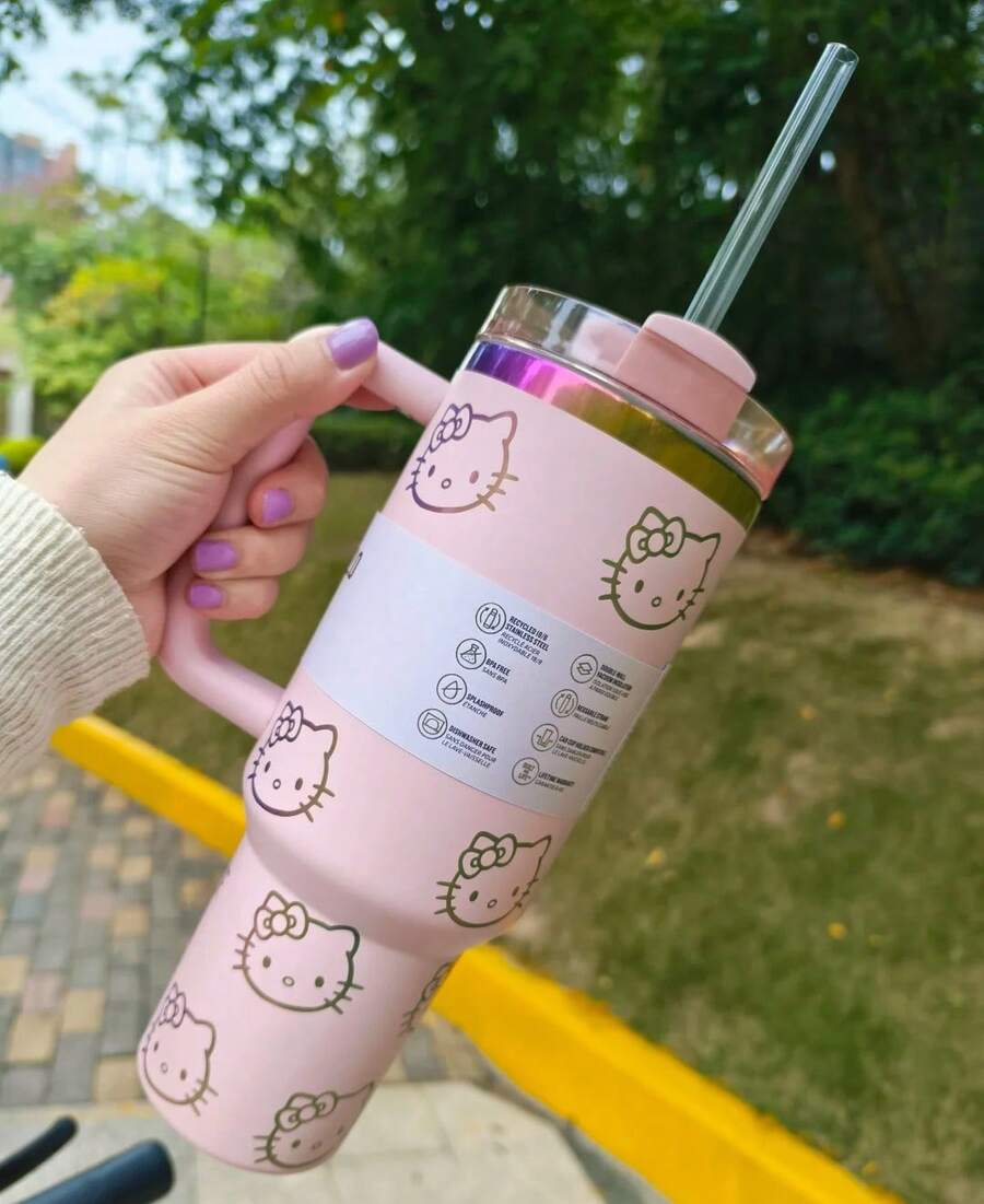 Stanley SANRIO 40 Oz  Outdoor Sports Water Bottle