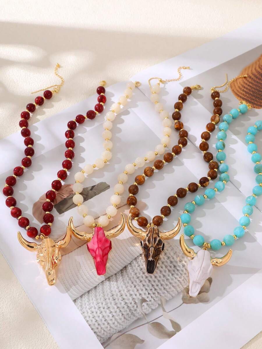 Gothic Style Fashionable Carved Bull Head Resin Bead Necklace