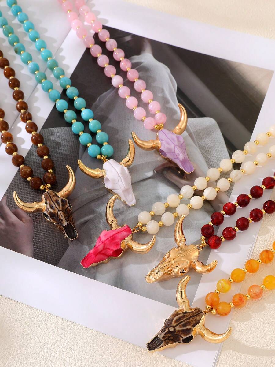 Gothic Style Fashionable Carved Bull Head Resin Bead Necklace