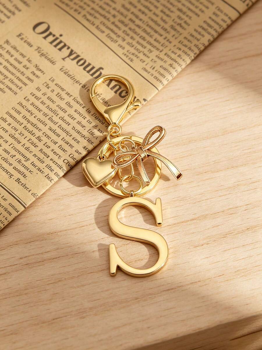 Elegant Metal Heart-Shaped Letter Keychain