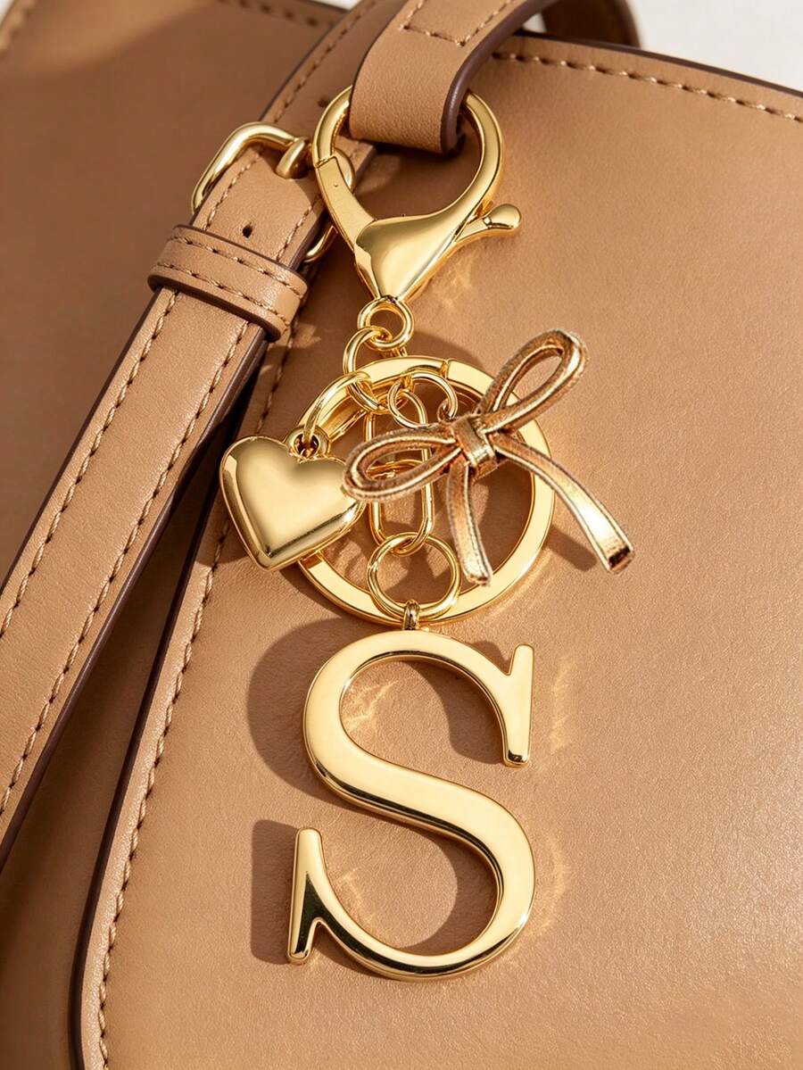 Elegant Metal Heart-Shaped Letter Keychain