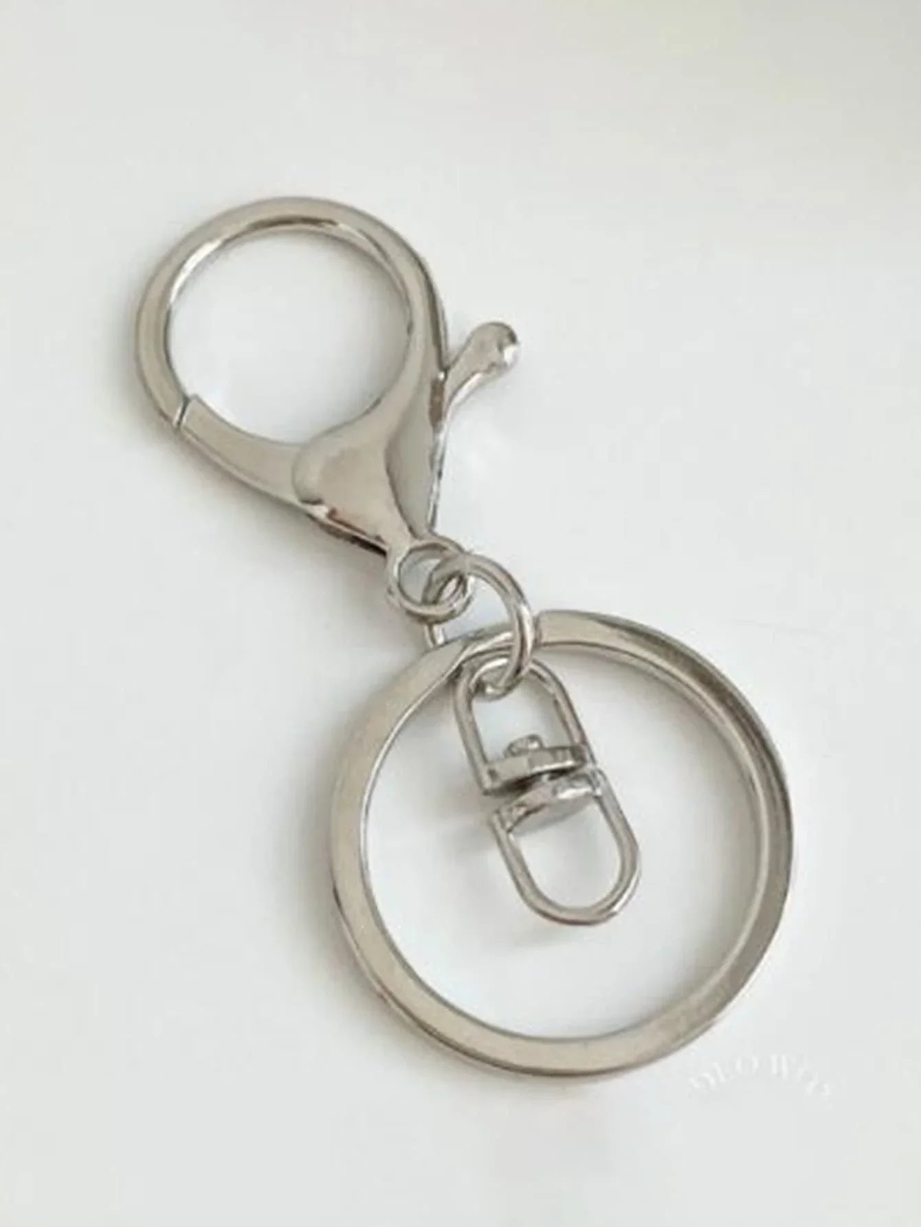 Elegant Metal Heart-Shaped Letter Keychain