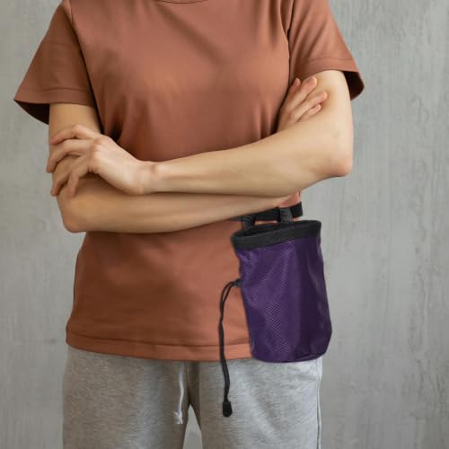 Portable Chalk Powder Bag for Outdoor Climbing Activities with Large Capacity, Ergonomic Design, and Anti-Slip Features Made of Sturdy Oxford Cloth and Soft Fleece for Rock