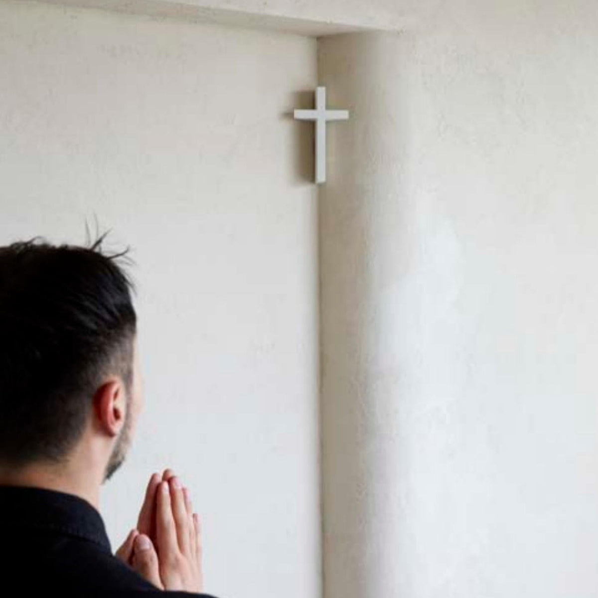 mosery Corner Attached Wall Cross 5.9" Magnetic Religious Cross for Church Room Decoration, Spiritual Christian Gifts, Christmas Decor (White)