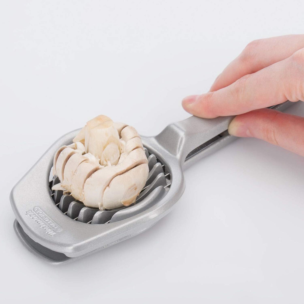 Westmark Mushroom & Egg Slicer – Heavy-Duty Aluminum Cutter with 7 Stainless Steel Blades for Even Slices, Multi-Purpose Food Slicer for Mushrooms, Eggs, Strawberries & Kiwi, Kitchen Essentials