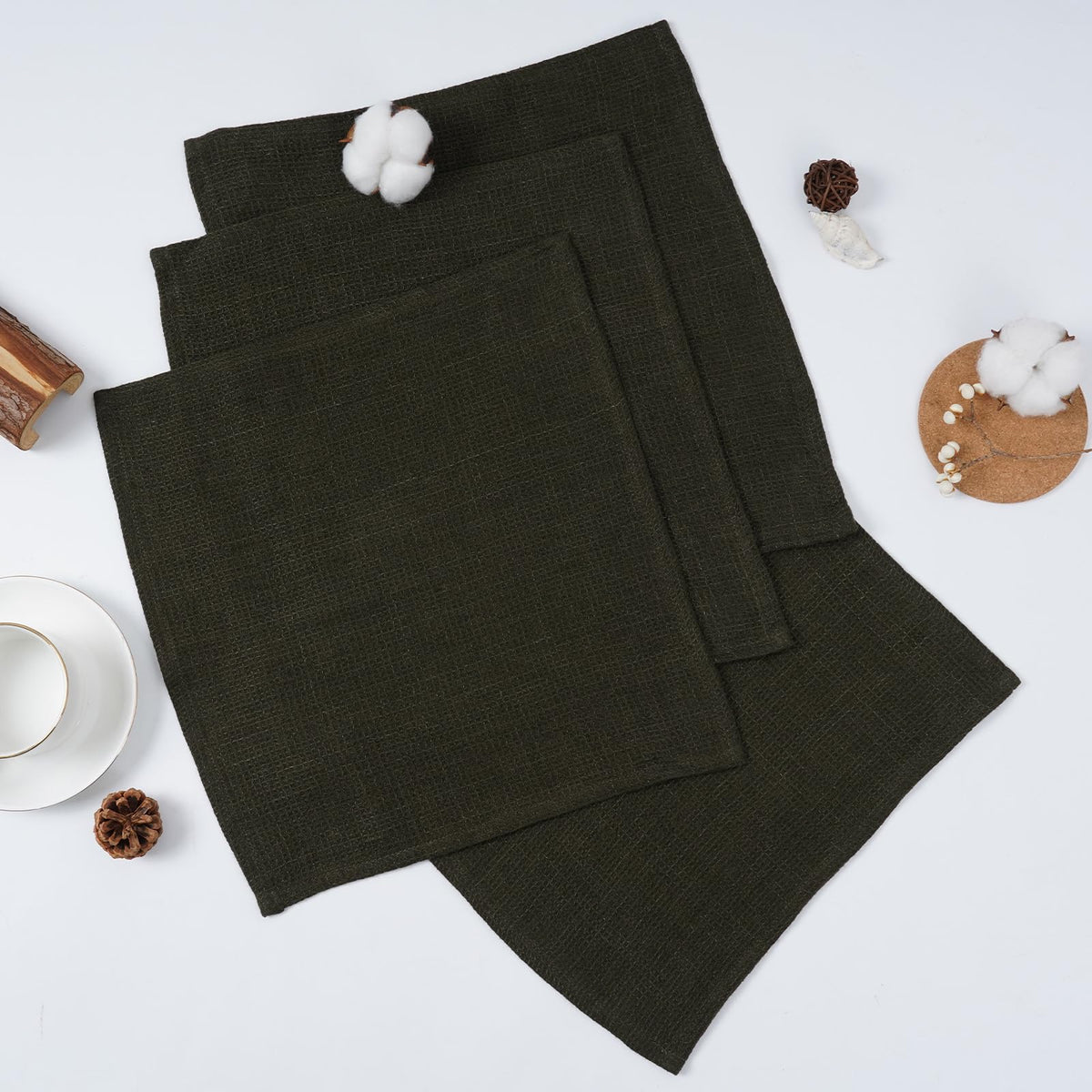 HSOFTIFY 100% Flax Linen Washcloths, Waffle Weave, 13x13 Inch, Reusable Face Cloth Clean Towels, 4-Pack (Green)