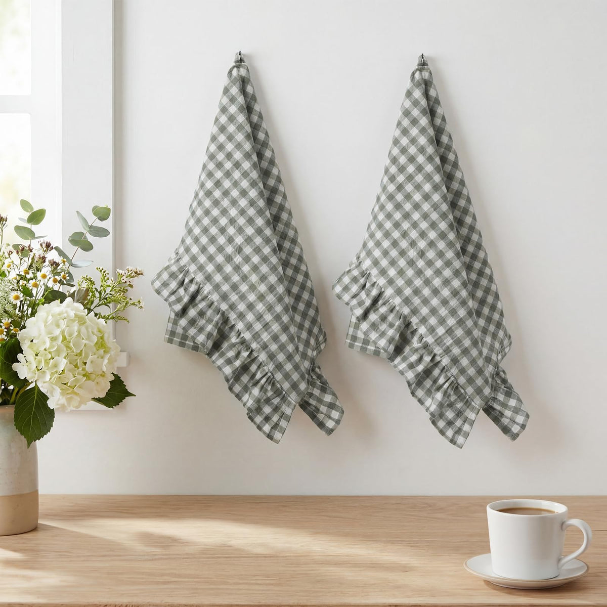 HunnmingRe 2 Pcs Sage Green Gingham Kitchen Towels Cotton Ruffled