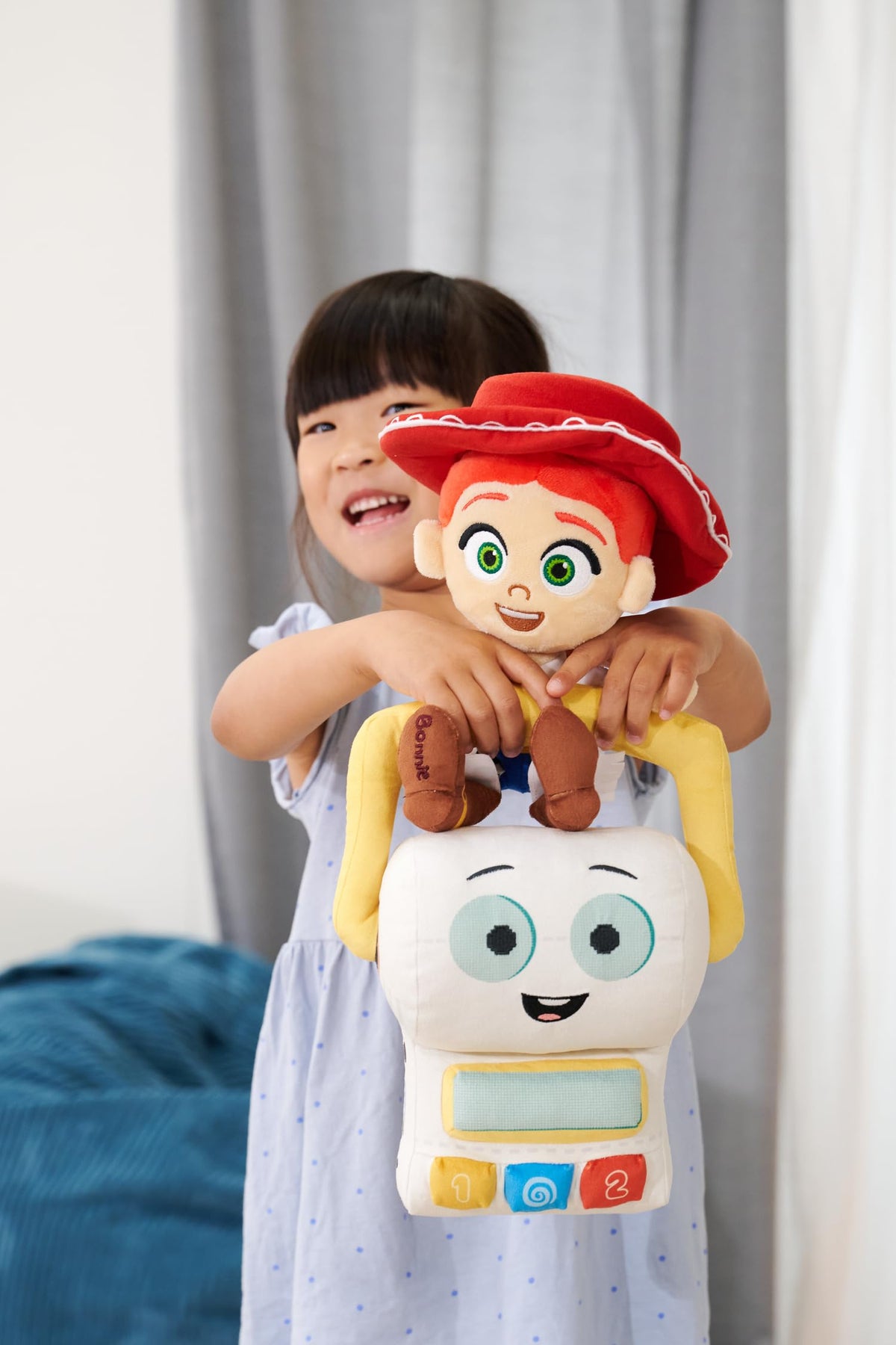 Disney Pixar Toy Story 5 Jessie Plush - Cuddly Toy (25 cm) from Toy Story, Soft Stuffed Toy, Gift Idea for Children & Fans, from 0 Months
