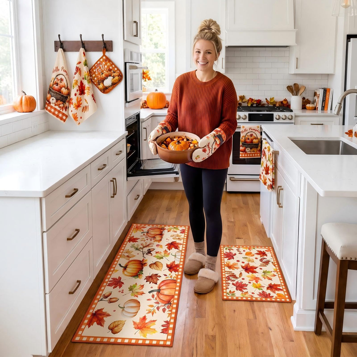 Fourluoo 10 Pcs Fall Kitchen Decor Maple Leaves Kitchen Accessories Set