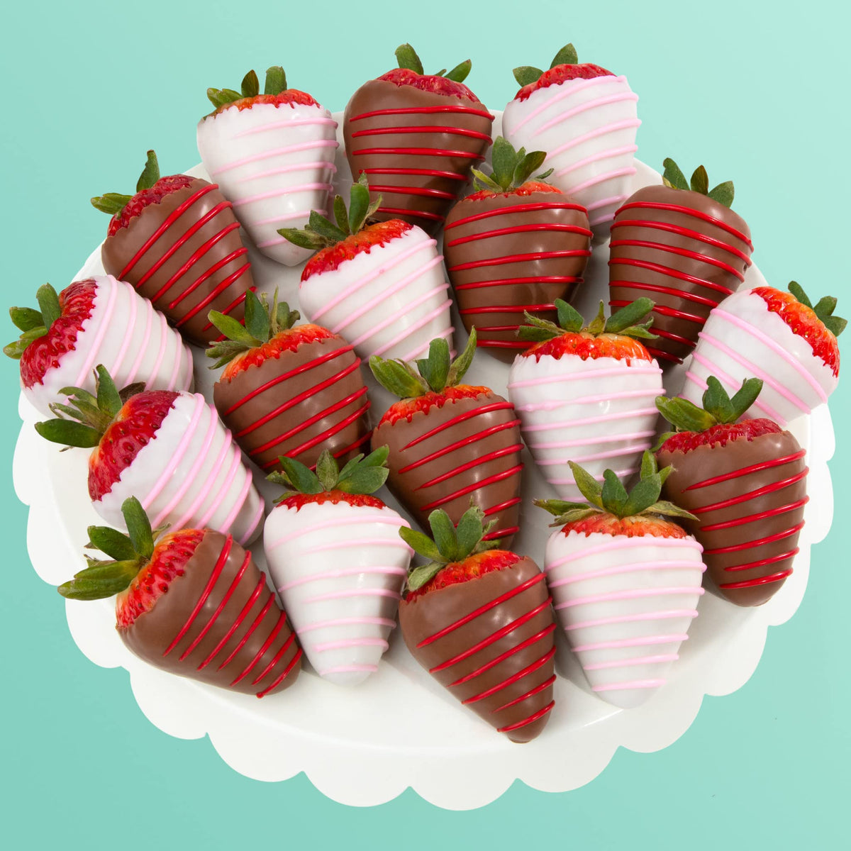 A Gift Inside Love Bites Dipped Strawberries – 18 Fun Size Berries