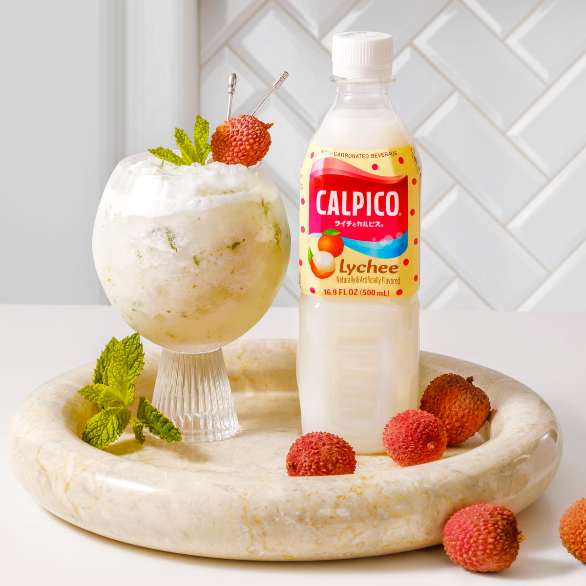 CALPICO Lychee – Smooth, Creamy Non-Carbonated Lactic Acid Drink, 16.9 fl oz (Pack of 6)