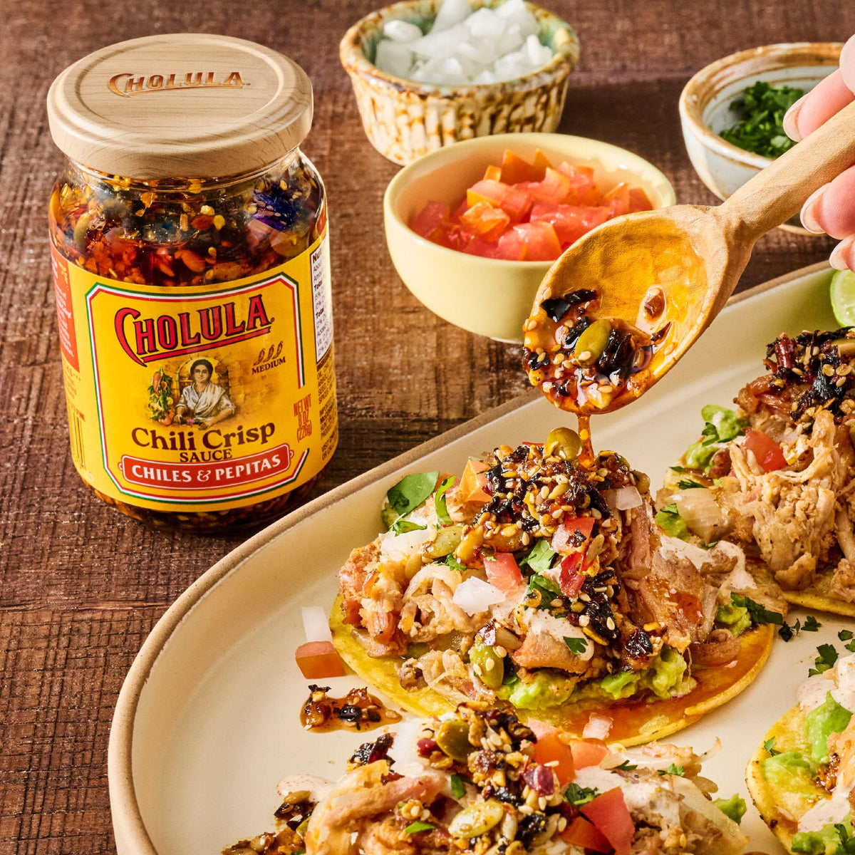 Cholula Chili Crisp: Chiles & Pepitas – Crunchy Medium-Heat Topping (6 x 8 oz)