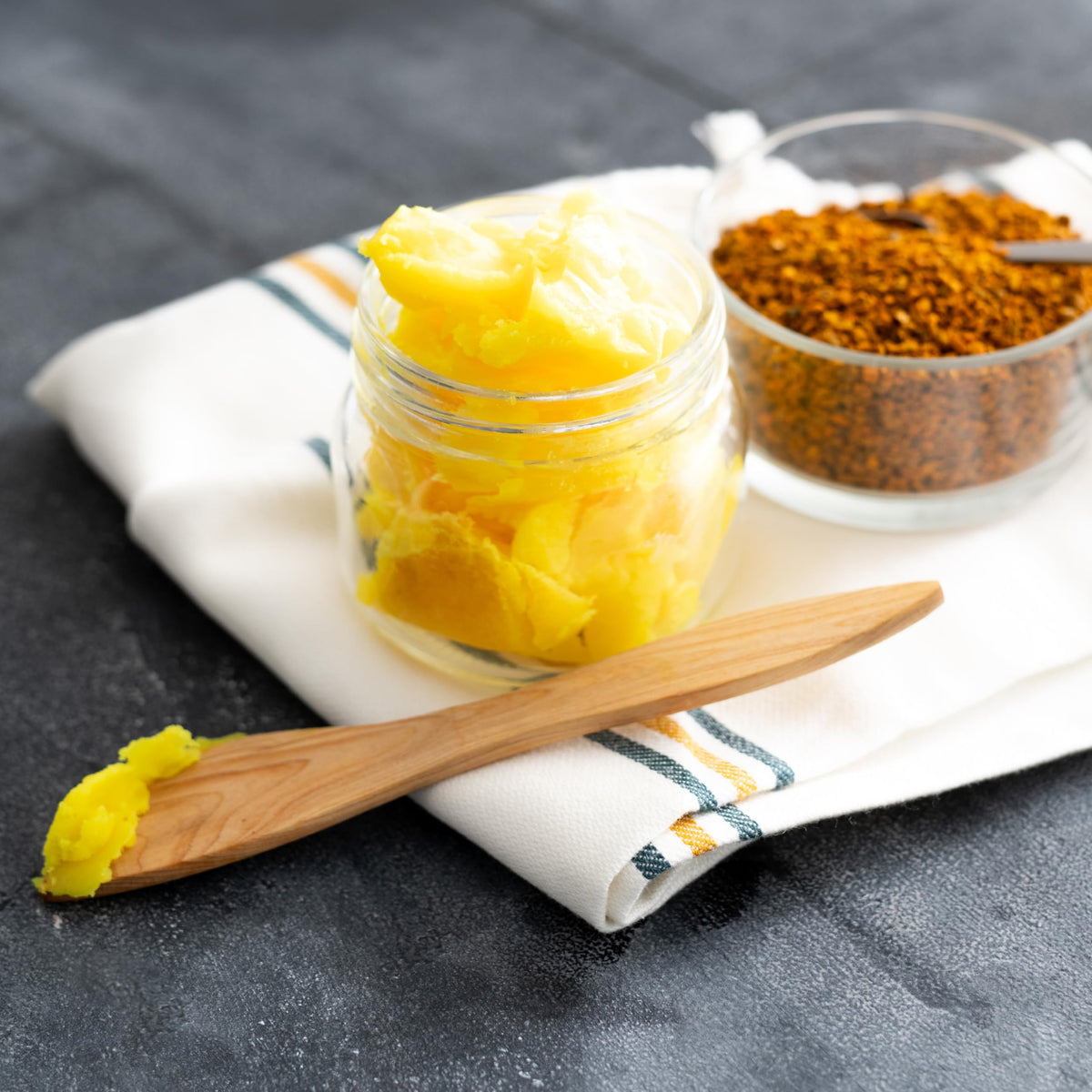 Frontier Co-op Organic Turmeric Root, 1 lb Bulk — Tea, Pickling & More