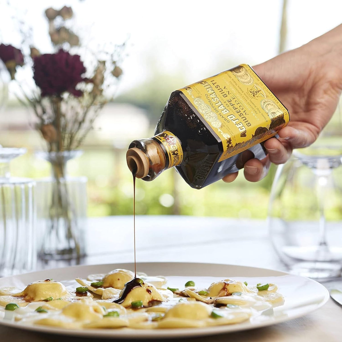 Giusti Balsamic Vinegar of Modena IGP – Extra Thick & Rich, Gift Box 8.45 oz