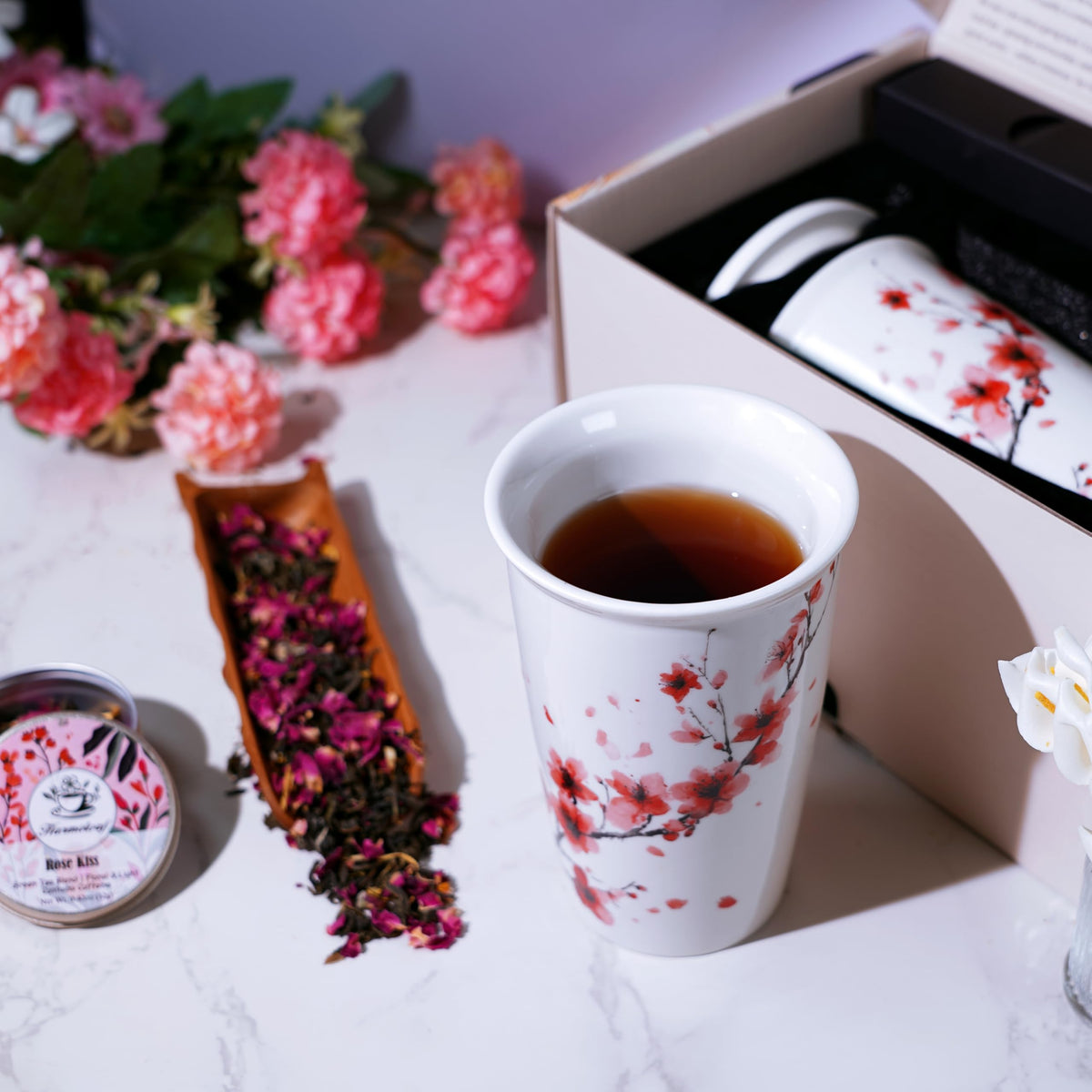 Harmoleaf Tea Gift Set for Women — 6 Herbal Blends, Insulated Ceramic Cup & Infuser