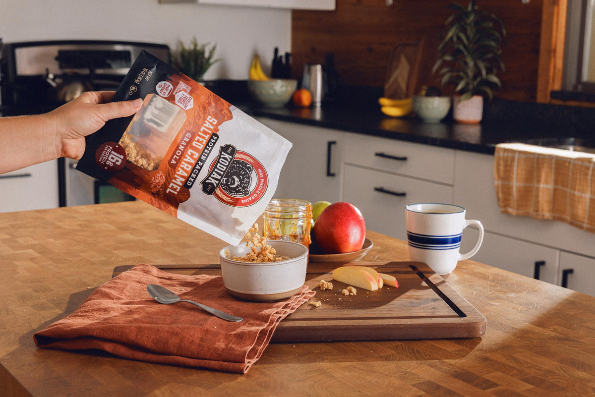 Kodiak Cakes Salted Caramel Granola – High Protein, Whole Grains (5 pouches)