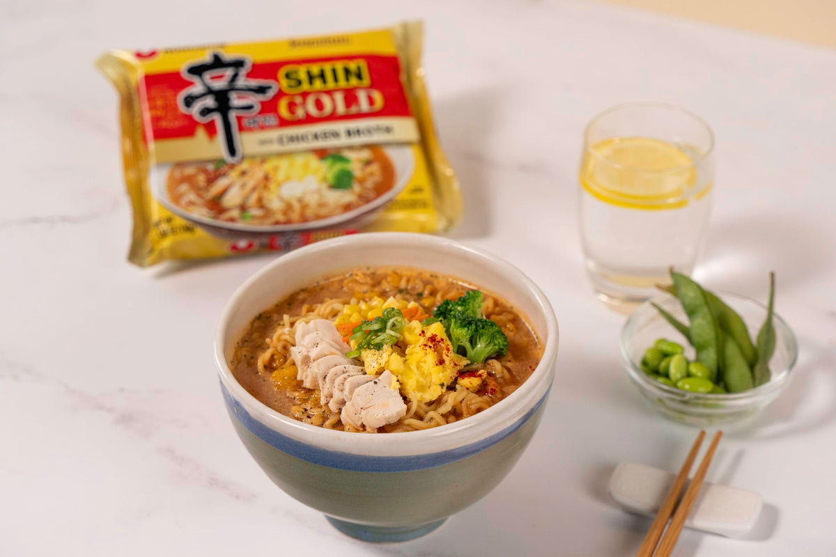 Nongshim Shin Gold Ramen Noodles – Premium Microwaveable Gourmet Instant Noodles (Pack of 16)