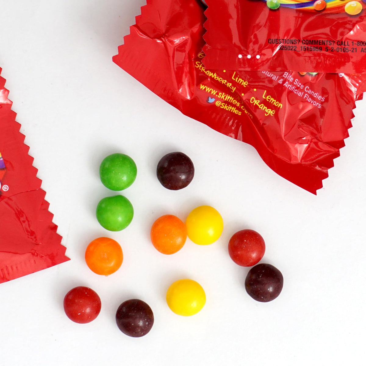 THE HAMPTON CANDY COMPANY Fun Size Candy – 4 lb Bulk Bag (112 Pieces)