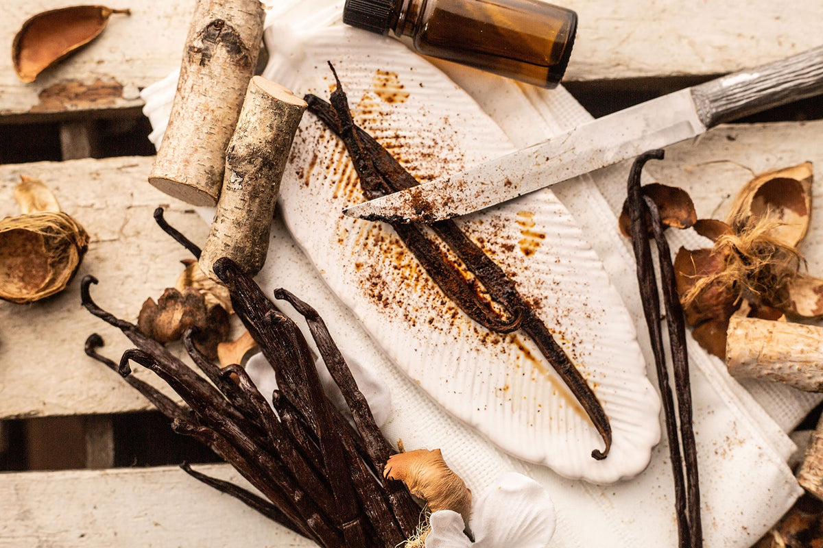 25 Tahitian Vanilla Beans – Grade B Whole Pods for Baking & Extract | Vanilla Bean Kings
