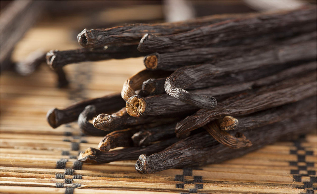 25 Tahitian Vanilla Beans – Grade B Whole Pods for Baking & Extract | Vanilla Bean Kings